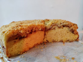 Apple cake, North German/Danish style, one slice